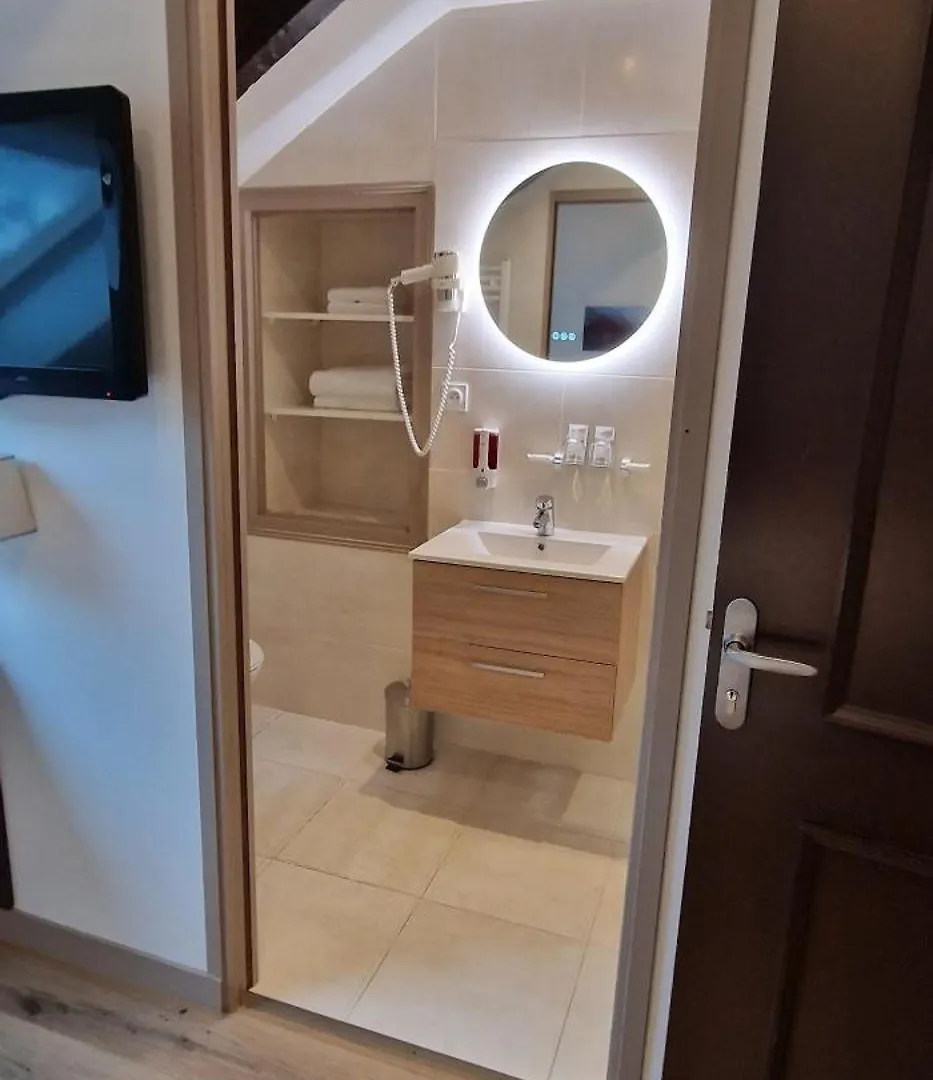Hotel Le Bellevue Guer