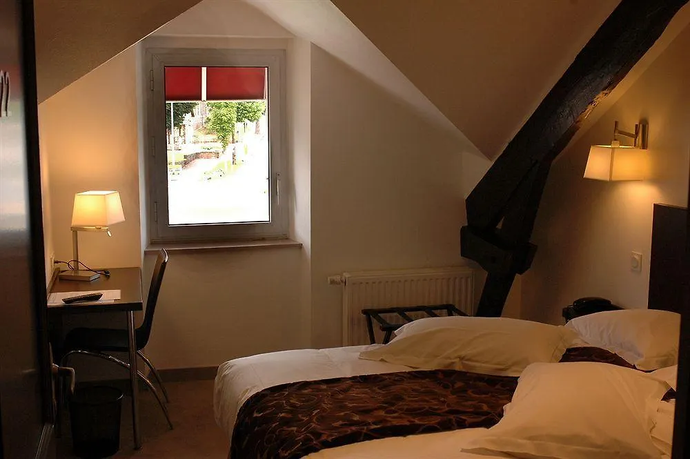 Hotel Le Bellevue Guer 3*,  Франция